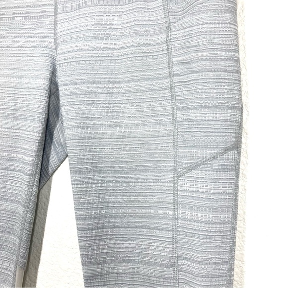Athleta Leggings Chat to Town Gray Jacquard Mesh High Rise Cropped Workout Small - Picture 6 of 16